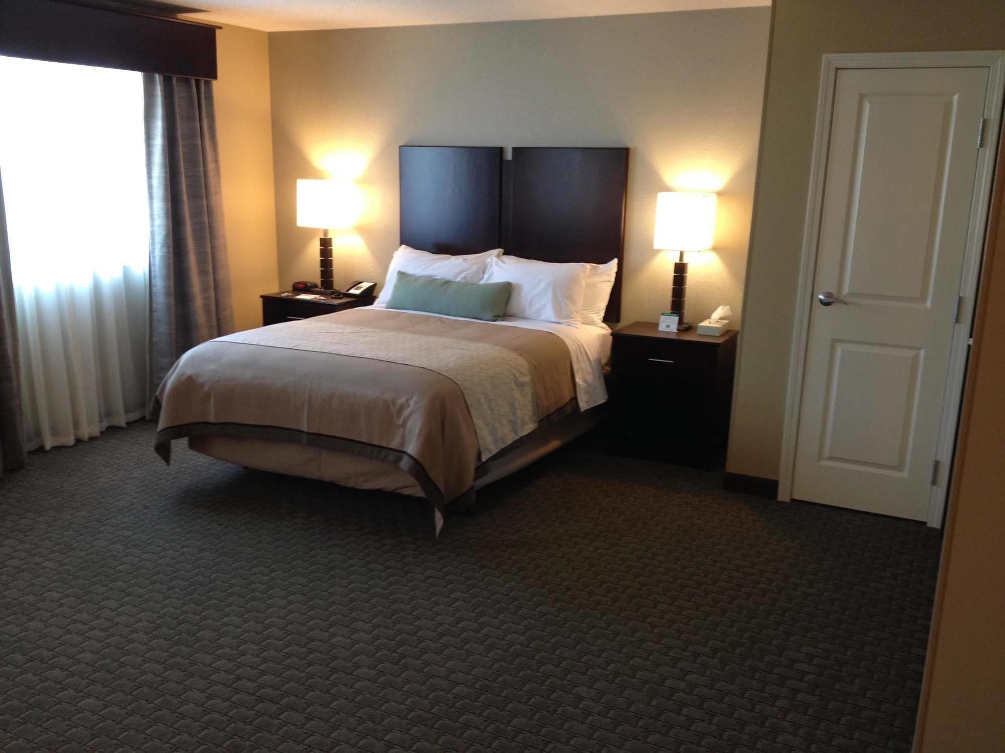 Grandstay Hotel & Suites - Glenwood Exterior foto