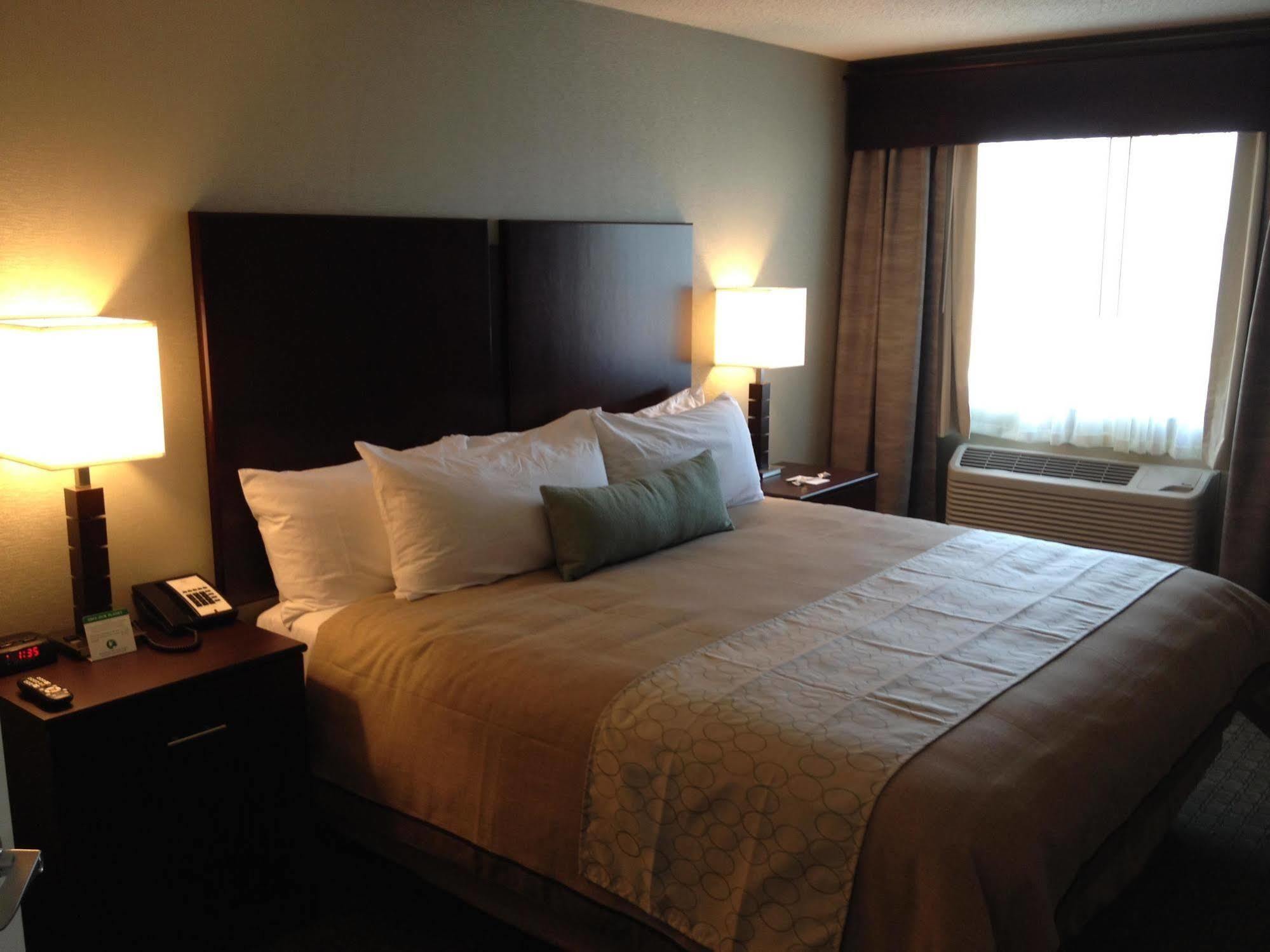 Grandstay Hotel & Suites - Glenwood Exterior foto